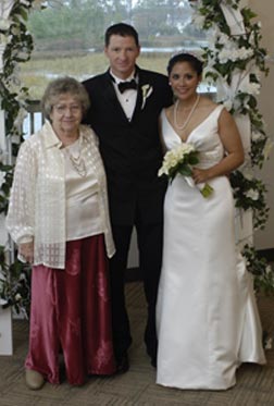 Matt & Nina with Grandma Vandervort